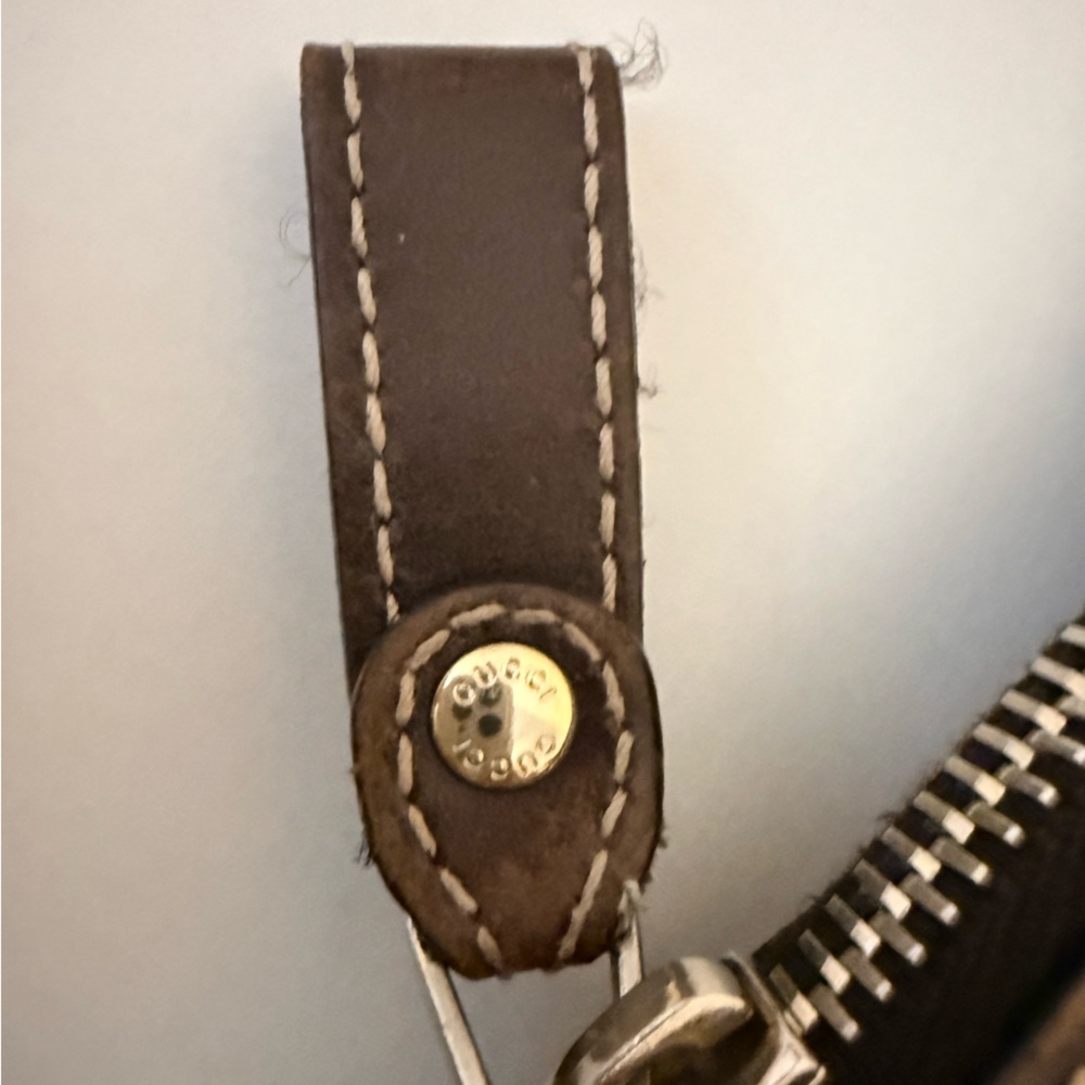 Gucci GG Canvas Lovely Heart Crossbody Bag - Picture 9 of 15
